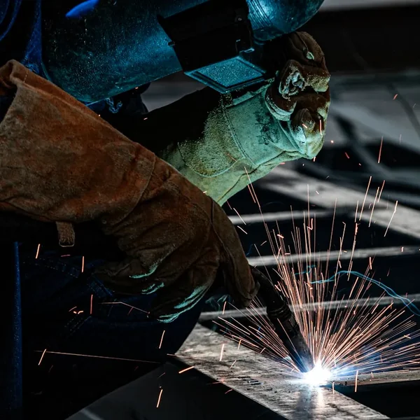Welder at work Dubai