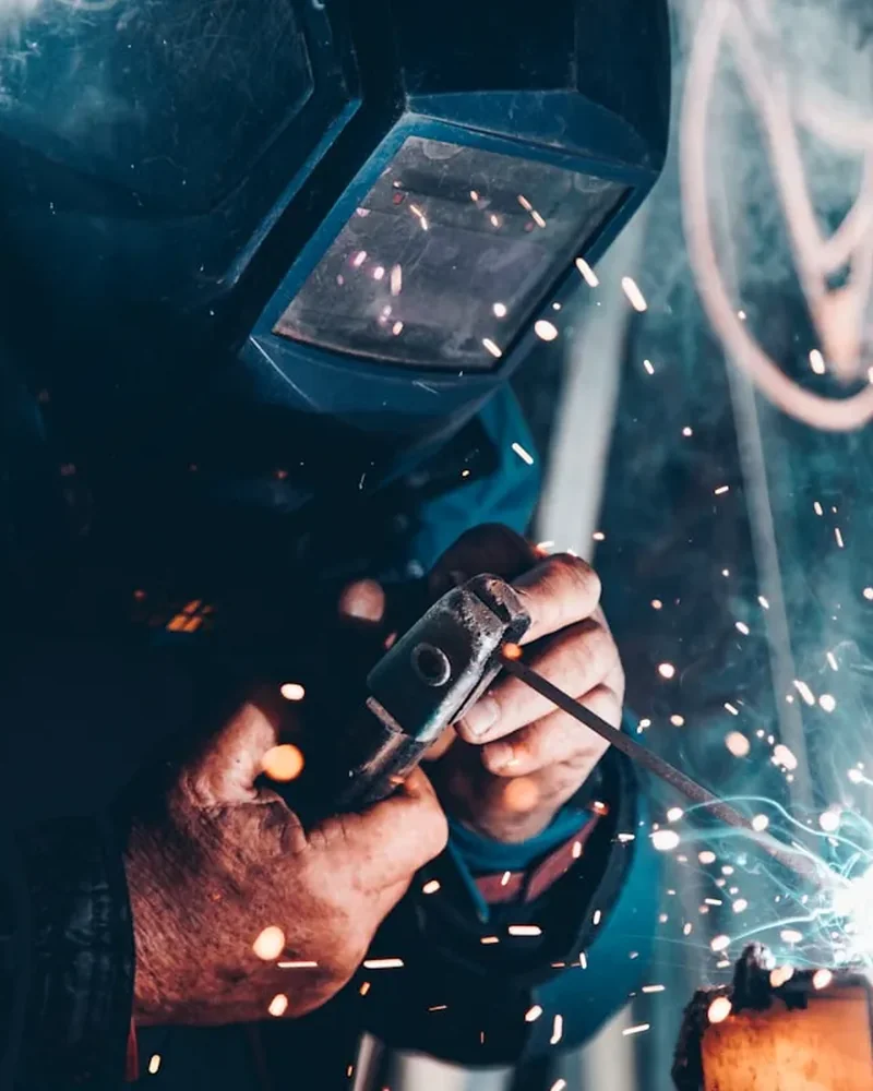 Aluminum welding sparks Dubai