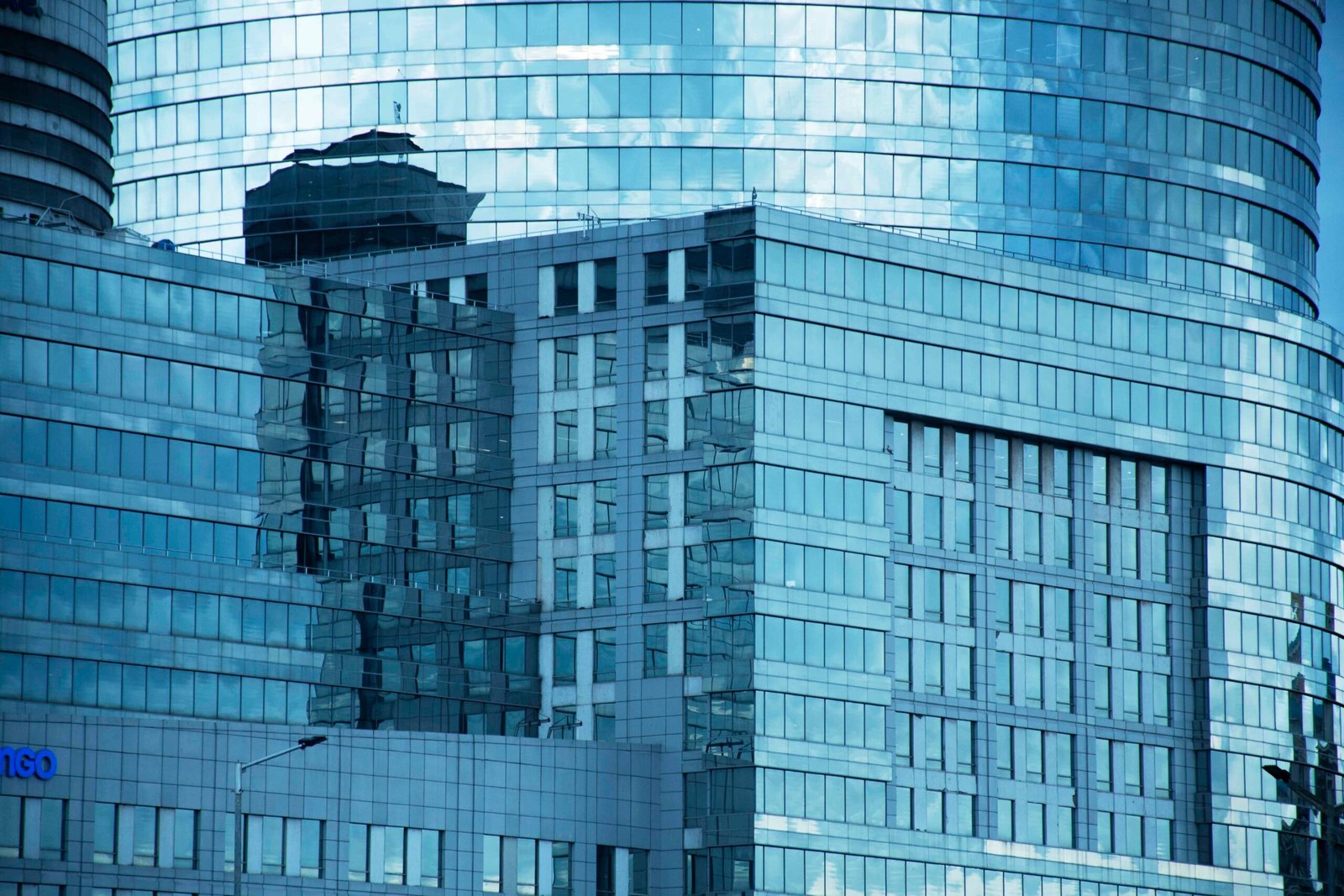 Curtain walls and facades Dubai